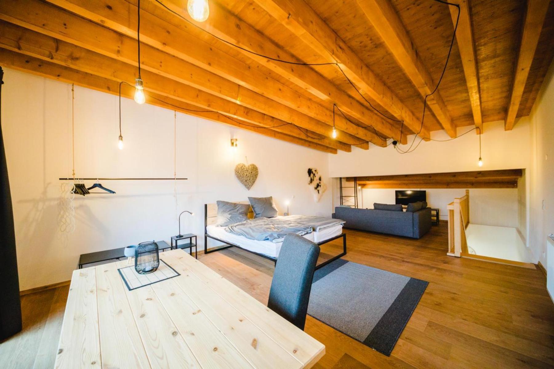 Achalm Hof Apartamento Reutlingen Exterior foto